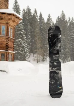 Yes! TAVOLA SNOWBOARD YES BASIC 2023 8 Yes! TAVOLA SNOWBOARD YES BASIC 2023 -Vendite Volcom || Anon || Red Bull ac14162u 3