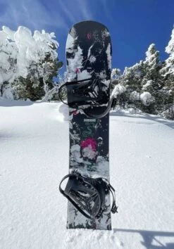 TAVOLA SNOWBOARD SIGNAL DISRUPTOR KYLE MACK 2023 -Vendite Volcom || Anon || Red Bull ac14260u 4