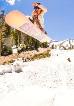 TAVOLA SNOWBOARD SIGNAL PARK UNBOUND ROUTE 395 2023 5 TAVOLA SNOWBOARD SIGNAL PARK UNBOUND ROUTE 395 2023 -Vendite Volcom || Anon || Red Bull ac14265u 2