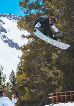 TAVOLA SNOWBOARD SIGNAL PARK ROCKER SAME SAME 2023 -Vendite Volcom || Anon || Red Bull ac14271u 3